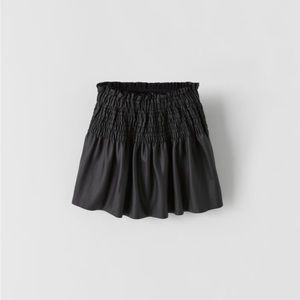Zara Girls Elastic Smocked Skirt Size 7